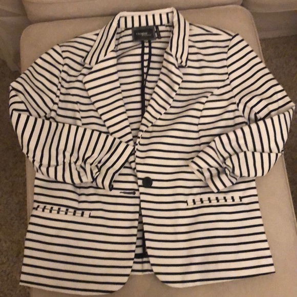 Christian Siriano Jackets & Blazers - Christian Siriano navy blue stripes cotton blazer